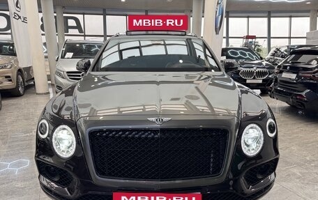 Bentley Bentayga I, 2016 год, 8 300 000 рублей, 12 фотография