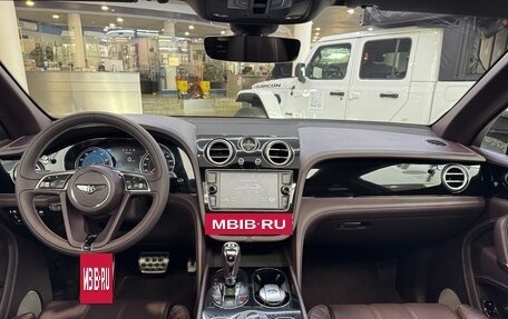 Bentley Bentayga I, 2016 год, 8 300 000 рублей, 21 фотография