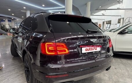 Bentley Bentayga I, 2016 год, 8 300 000 рублей, 34 фотография