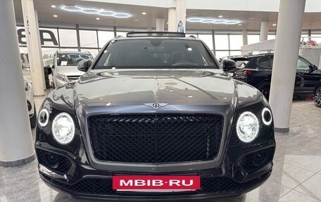 Bentley Bentayga I, 2016 год, 8 300 000 рублей, 38 фотография