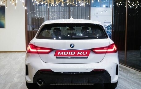 BMW 1 серия, 2021 год, 2 950 000 рублей, 7 фотография