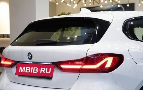 BMW 1 серия, 2021 год, 2 950 000 рублей, 10 фотография