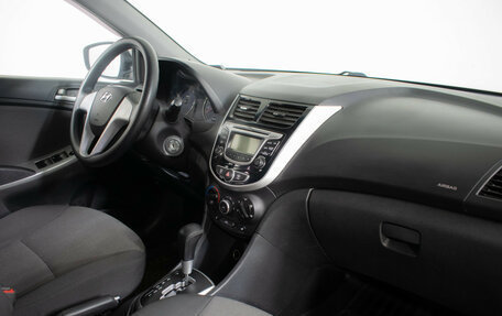 Hyundai Solaris II рестайлинг, 2011 год, 690 000 рублей, 10 фотография