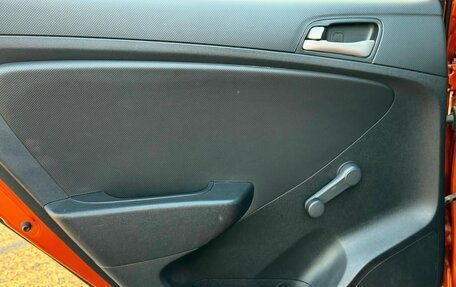 Hyundai Solaris II рестайлинг, 2014 год, 809 000 рублей, 18 фотография