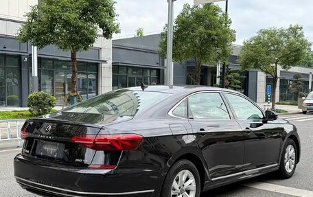 Volkswagen Passat B8 рестайлинг, 2021 год, 1 470 000 рублей, 7 фотография