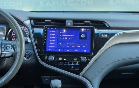 Toyota Camry, 2019 год, 1 699 000 рублей, 10 фотография