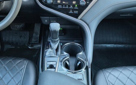 Toyota Camry, 2019 год, 1 699 000 рублей, 11 фотография