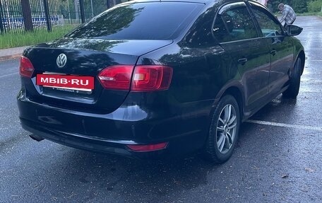 Volkswagen Jetta VI, 2011 год, 700 000 рублей, 5 фотография