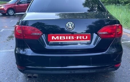 Volkswagen Jetta VI, 2011 год, 700 000 рублей, 4 фотография