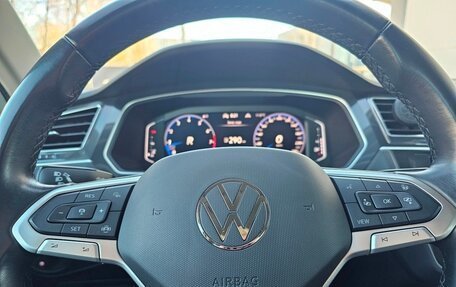 Volkswagen Tiguan II, 2021 год, 3 400 000 рублей, 10 фотография