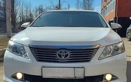 Toyota Camry, 2013 год, 1 680 000 рублей, 3 фотография