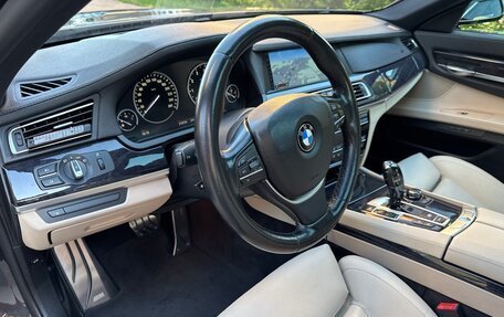 BMW 7 серия, 2009 год, 1 680 000 рублей, 10 фотография