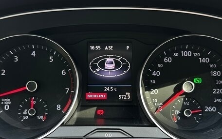 Volkswagen Passat B8 рестайлинг, 2015 год, 1 690 000 рублей, 13 фотография