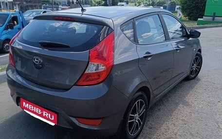 Hyundai Solaris II рестайлинг, 2012 год, 515 000 рублей, 3 фотография