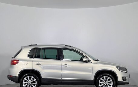 Volkswagen Tiguan I, 2011 год, 1 200 000 рублей, 4 фотография