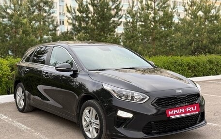 KIA cee'd III, 2019 год, 1 810 000 рублей, 2 фотография
