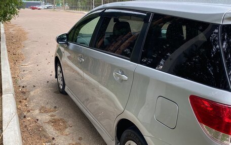 Toyota Wish II, 2012 год, 1 290 000 рублей, 4 фотография