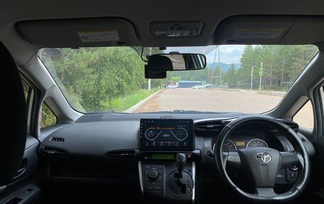 Toyota Wish II, 2012 год, 1 290 000 рублей, 10 фотография