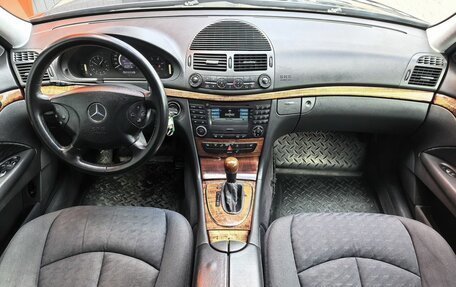 Mercedes-Benz E-Класс, 2003 год, 799 000 рублей, 6 фотография