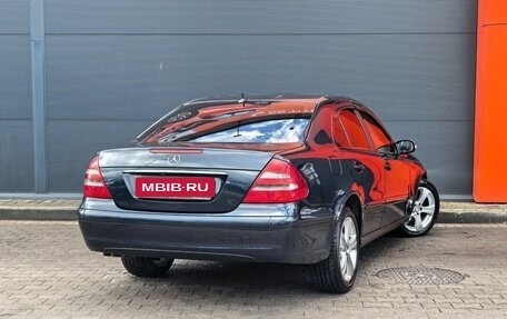 Mercedes-Benz E-Класс, 2003 год, 799 000 рублей, 4 фотография