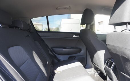KIA Sportage IV рестайлинг, 2020 год, 2 513 000 рублей, 10 фотография