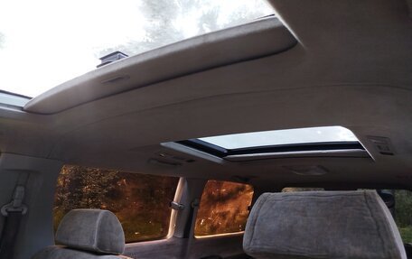 Nissan Elgrand I, 2000 год, 545 005 рублей, 11 фотография