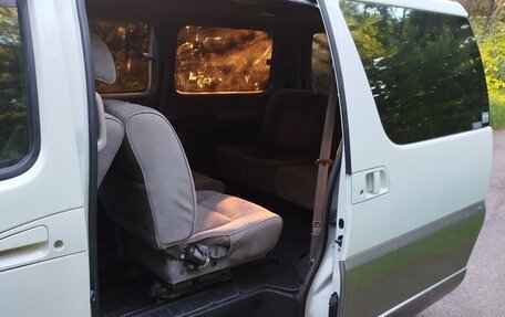 Nissan Elgrand I, 2000 год, 545 005 рублей, 10 фотография