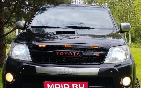 Toyota Hilux VII, 2010 год, 1 500 000 рублей, 2 фотография