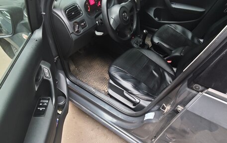 Volkswagen Polo VI (EU Market), 2010 год, 720 000 рублей, 10 фотография