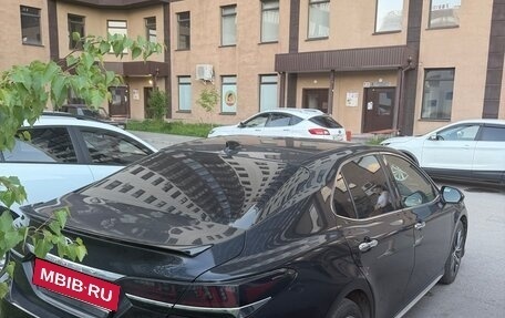 Toyota Camry, 2023 год, 3 800 000 рублей, 4 фотография