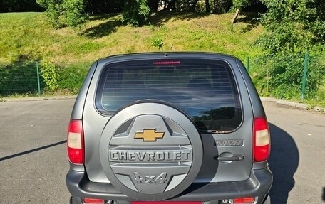 Chevrolet Niva I рестайлинг, 2004 год, 385 000 рублей, 3 фотография