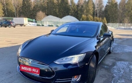 Tesla Model S I, 2013 год, 2 500 000 рублей, 1 фотография