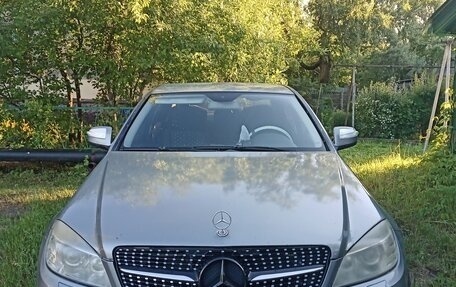 Mercedes-Benz C-Класс, 2008 год, 950 000 рублей, 1 фотография