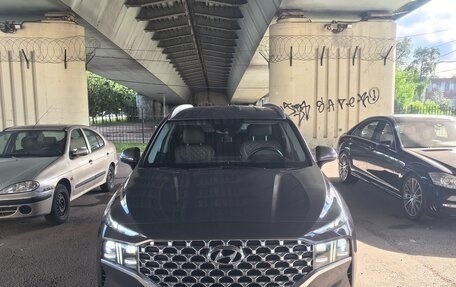 Hyundai Santa Fe IV, 2021 год, 4 000 000 рублей, 1 фотография