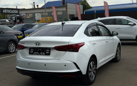 Hyundai Solaris II рестайлинг, 2021 год, 1 670 000 рублей, 7 фотография