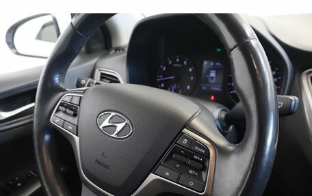 Hyundai Solaris II рестайлинг, 2019 год, 1 288 000 рублей, 8 фотография