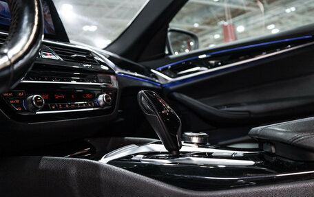 BMW 5 серия, 2017 год, 3 400 000 рублей, 23 фотография