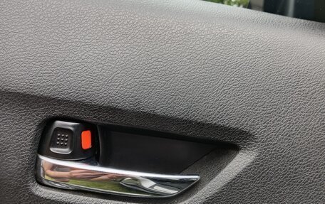 Suzuki Vitara II рестайлинг, 2015 год, 1 750 000 рублей, 27 фотография