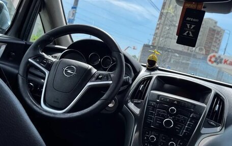 Opel Astra J, 2012 год, 380 000 рублей, 9 фотография