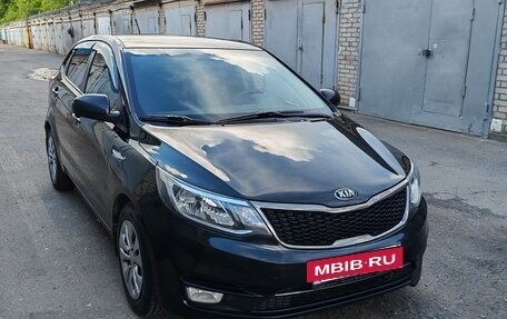 KIA Rio III рестайлинг, 2016 год, 950 000 рублей, 4 фотография