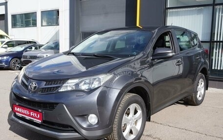 Toyota RAV4, 2015 год, 1 958 000 рублей, 1 фотография