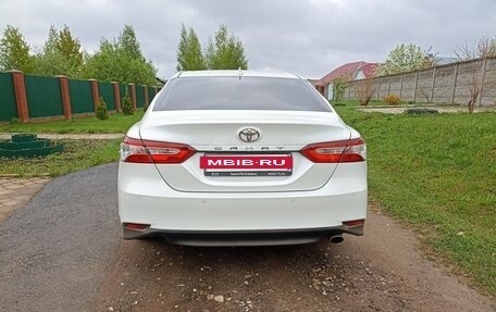 Toyota Camry, 2021 год, 3 450 000 рублей, 4 фотография