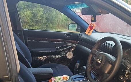 Audi A4, 1997 год, 250 000 рублей, 5 фотография