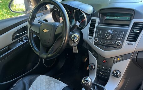 Chevrolet Cruze II, 2012 год, 579 999 рублей, 6 фотография