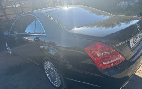 Mercedes-Benz S-Класс, 2012 год, 1 900 000 рублей, 3 фотография