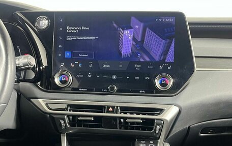 Lexus RX IV рестайлинг, 2022 год, 7 399 000 рублей, 18 фотография
