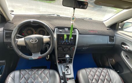 Toyota Corolla, 2012 год, 1 030 000 рублей, 9 фотография