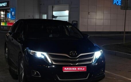 Toyota Venza I, 2013 год, 1 890 000 рублей, 1 фотография