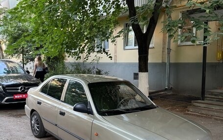 Hyundai Accent II, 2004 год, 320 000 рублей, 1 фотография