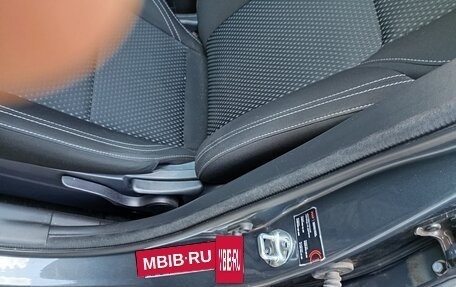 Mitsubishi Outlander III рестайлинг 3, 2019 год, 2 400 000 рублей, 6 фотография